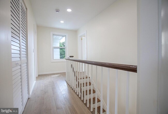 Building Photo - 119 Linden Ln