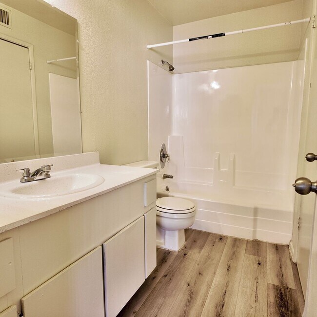 Building Photo - 3363 W Harmont Dr
