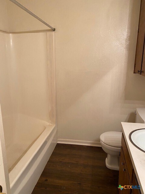 Building Photo - 1201 Bluff Dr