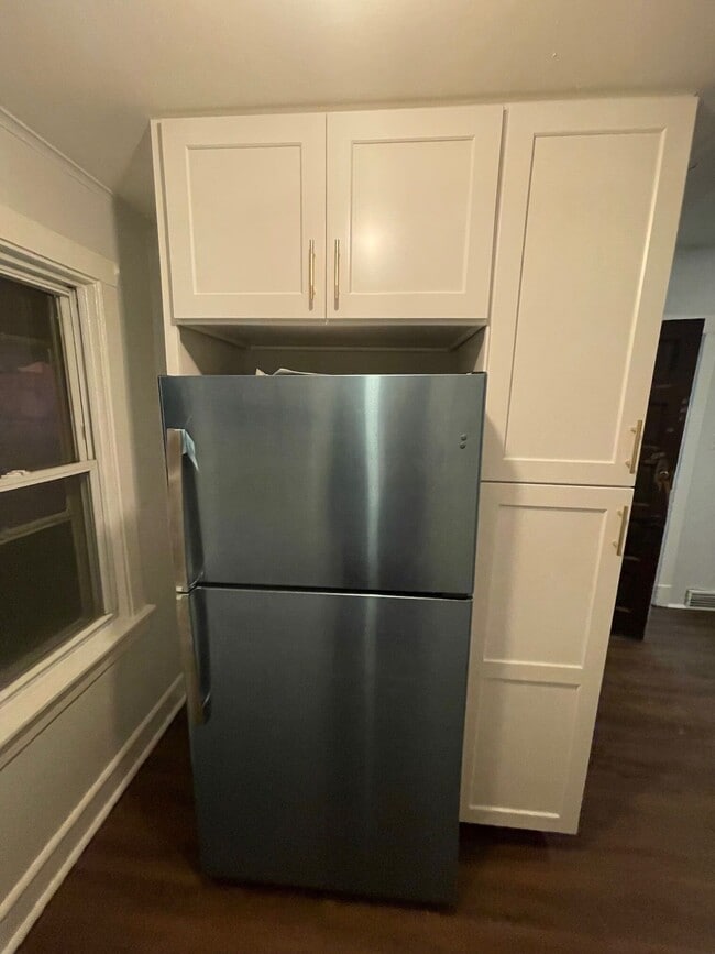 Building Photo - 5143 W 24th Pl