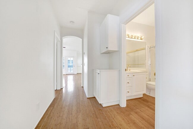 Building Photo - Newport Coast gated community, available now