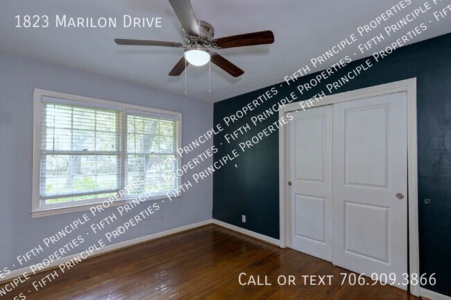 Building Photo - 1823 Marilon Dr