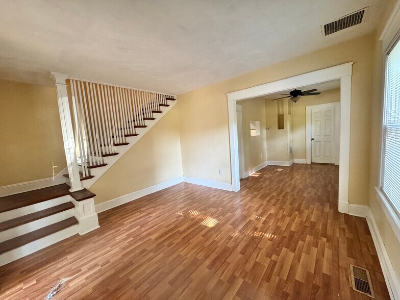 Front Room/ Dining Room - 827 W 37th St