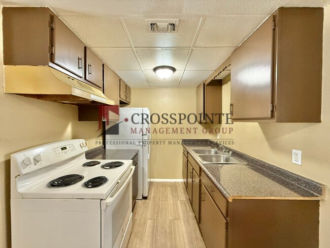 Building Photo - AVAILABLE! 1 Bed 1 Bath Apartment Near Downtown Tyler!
