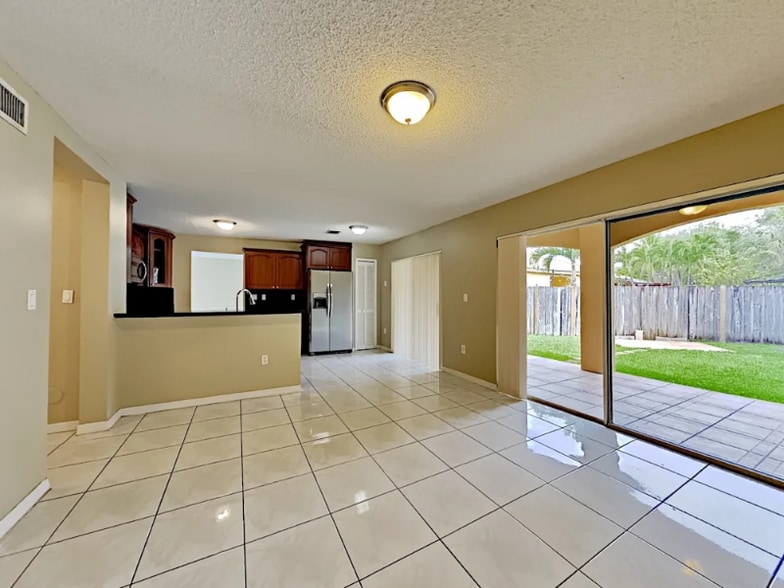 Building Photo - 8399 SW 163rd Ct