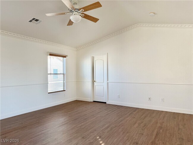 Building Photo - 8896 Tomnitz Ave