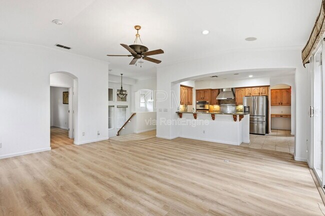 Building Photo - 5956 St Andrews Dr