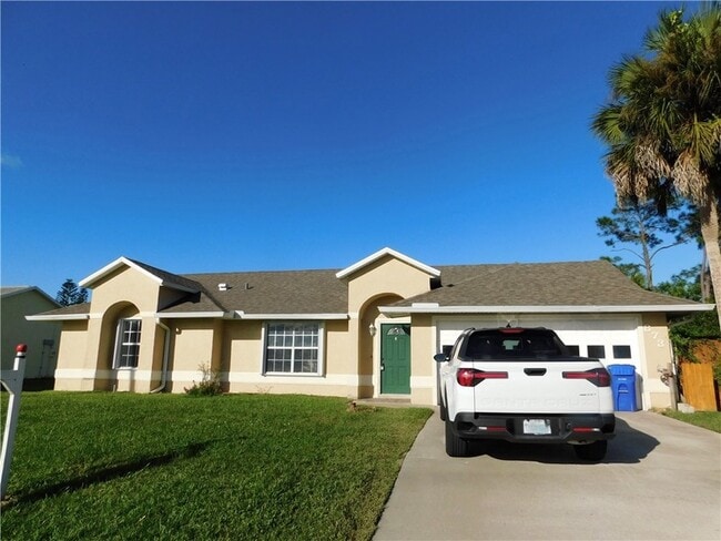 Building Photo - 873 Barber St