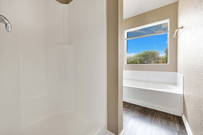 Building Photo - 6019 Old Corral