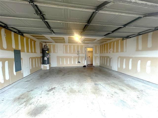 Building Photo - 1923 Pin Oak Ln