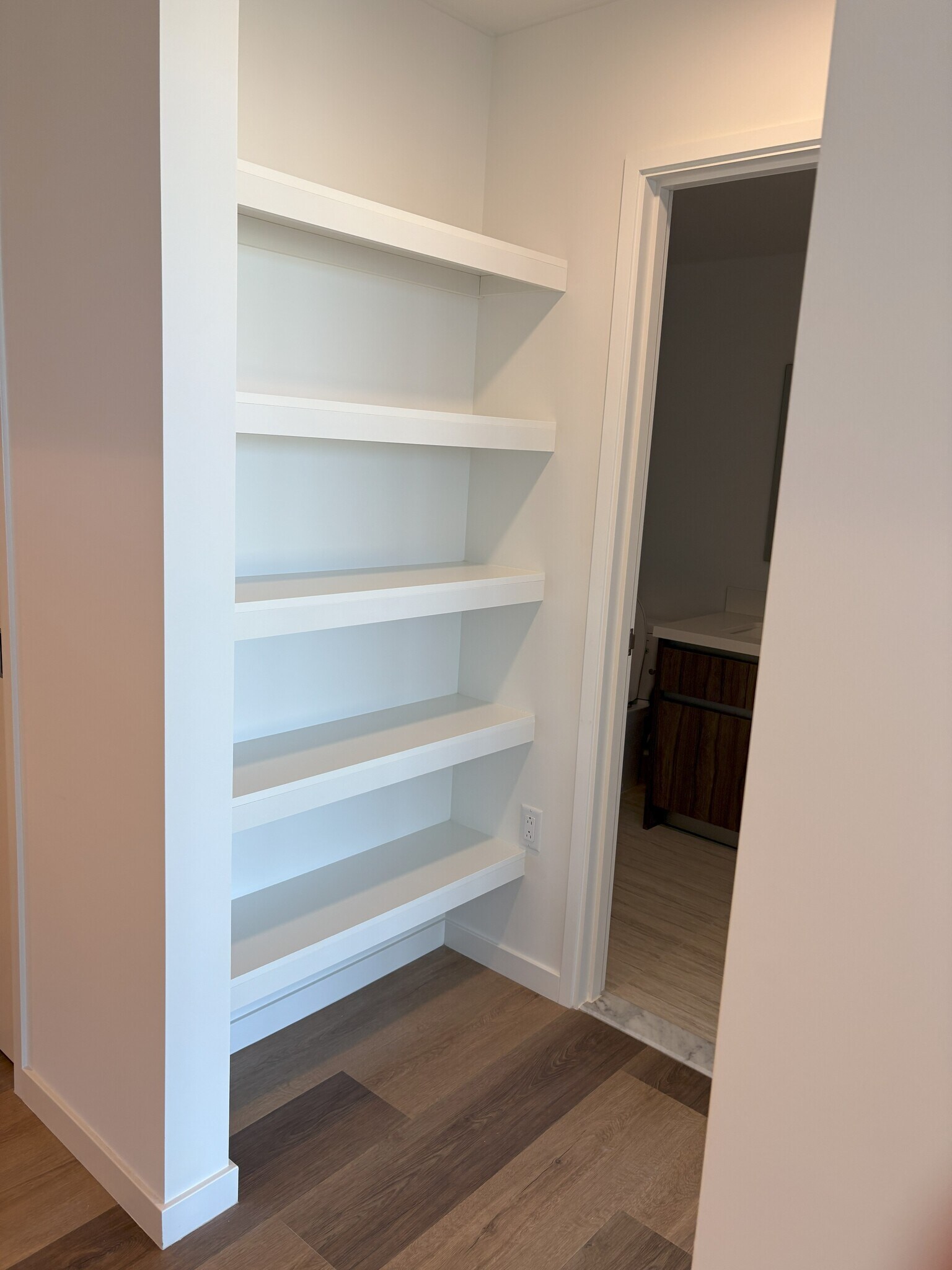 Shelving - 825 Keeaumoku St