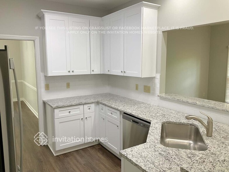 Building Photo - 4124 Silvermere Way