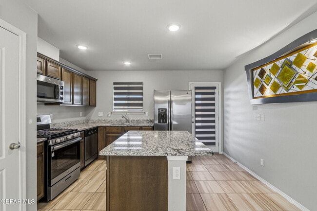 Building Photo - 1004 Aircoupe Way