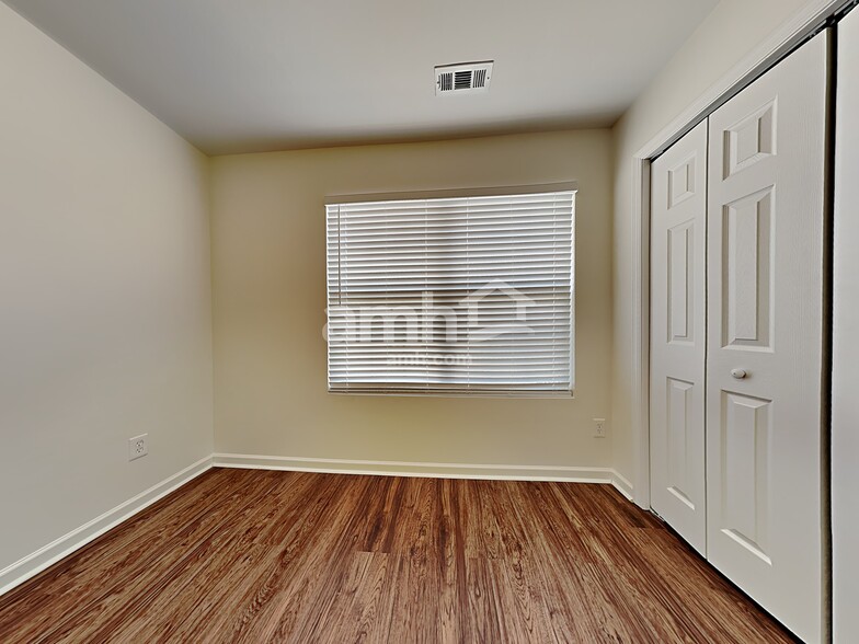 Building Photo - 1825 Beeson Park Ln