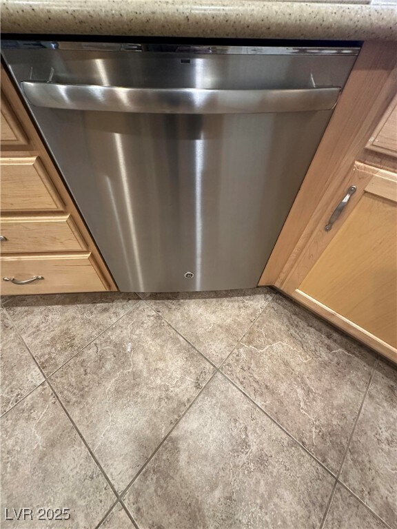 Building Photo - 6071 Saddle Horse Ave