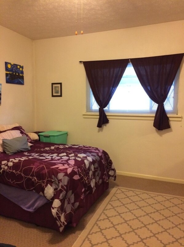 Building Photo - 154 Pearl St