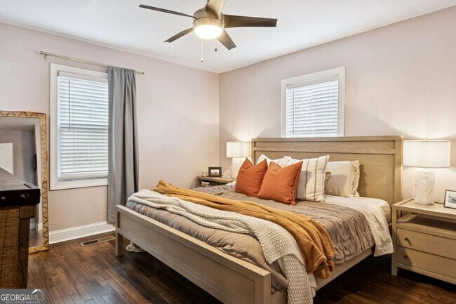 Building Photo - 1865 Stanton St