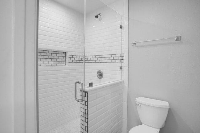 Building Photo - 319 L'Atrium Dr