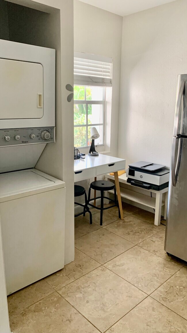 Building Photo - 30 NW 45th St