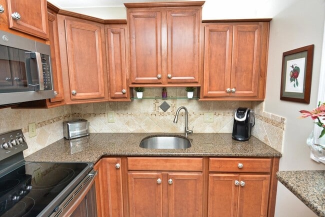 Building Photo - 1225 NW 21st St