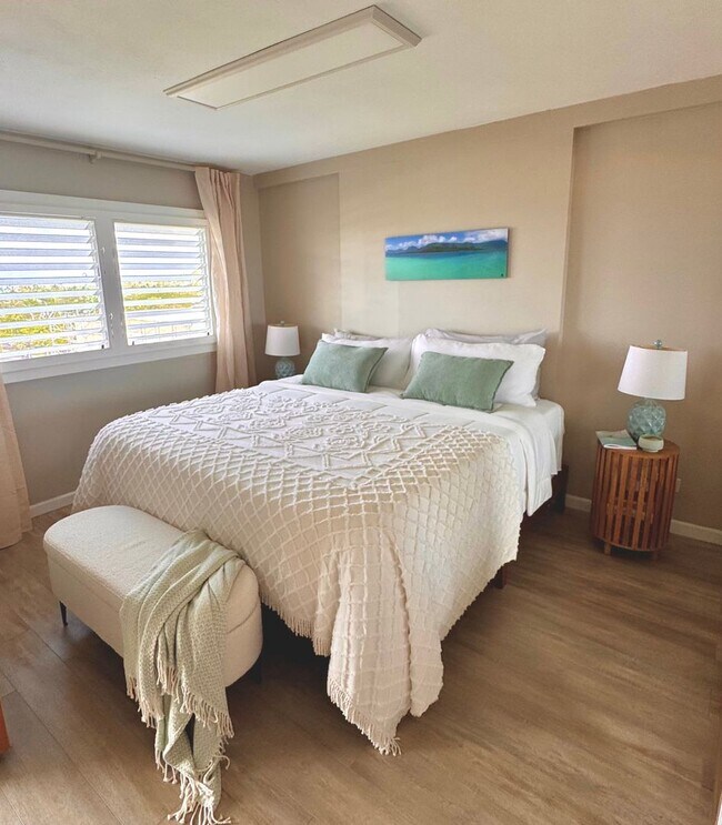 Building Photo - 2bd Furnished Apartment with Unobstructed Oceanview