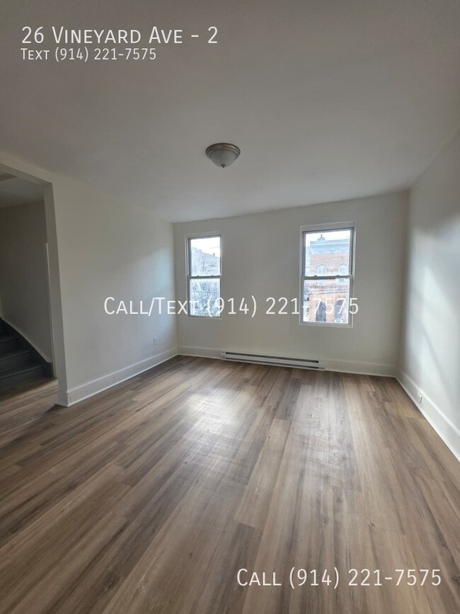 Building Photo - 26 Vineyard Ave