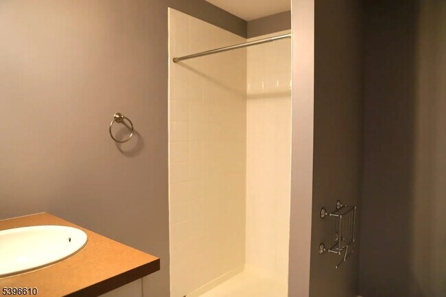 Building Photo - 5 Liberty Way