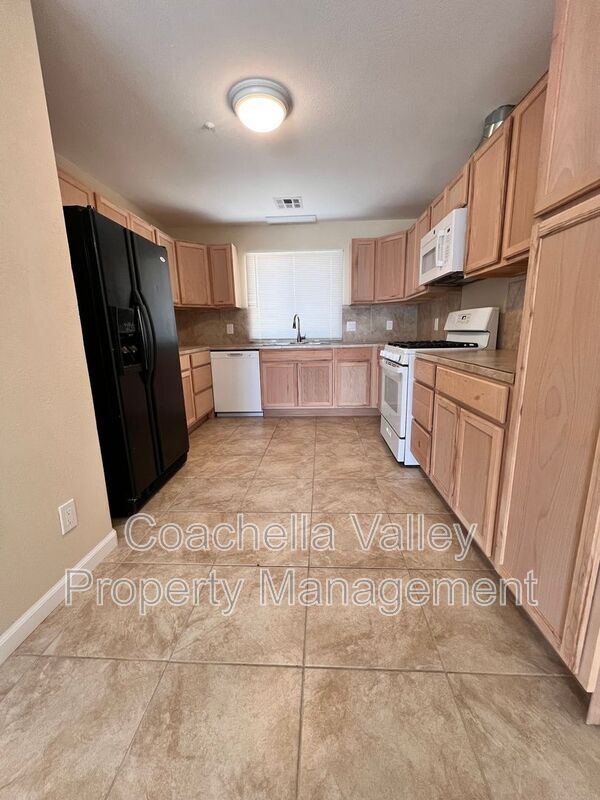 Building Photo - 66437 3rd St
