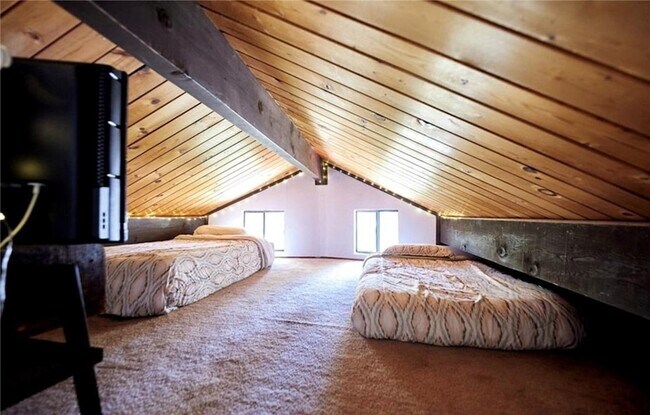 Building Photo - 33362 Carlock Dr