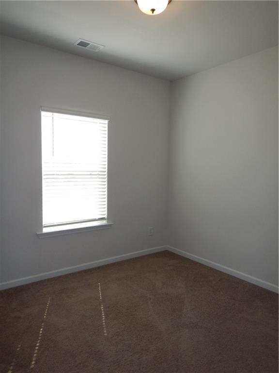 Building Photo - 720 Country Ridge Dr