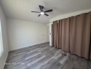 Building Photo - 3806 W Burro Dr