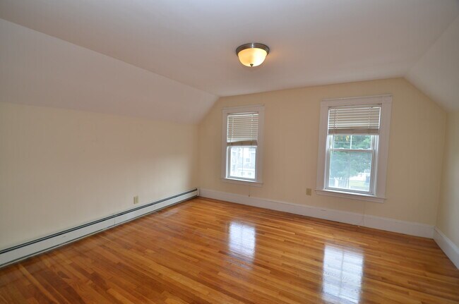 Building Photo - 51-2 North Ave