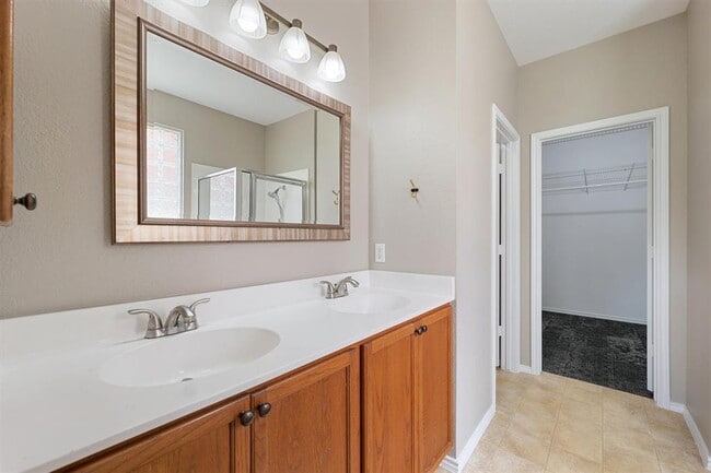 Building Photo - 1506 Wild Basin Ln