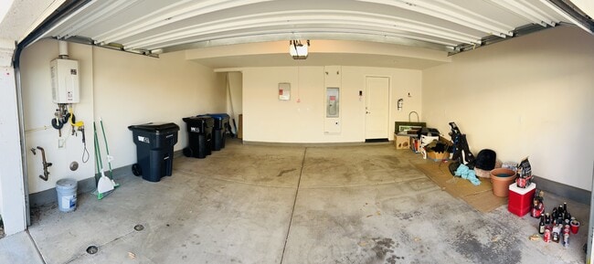 Building Photo - 7086 Vernazza Pl