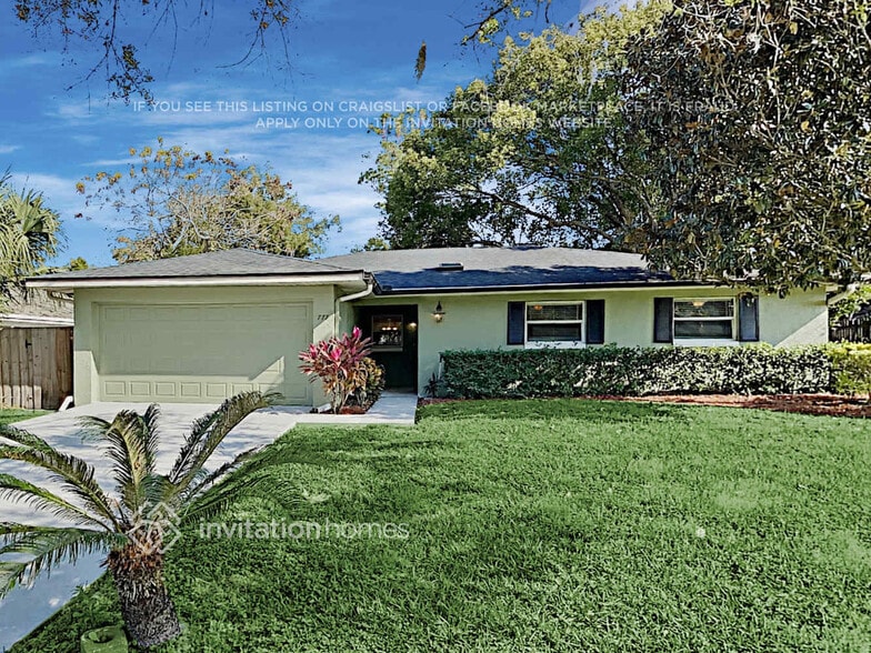 Primary Photo - 777 Forest Glen Ct