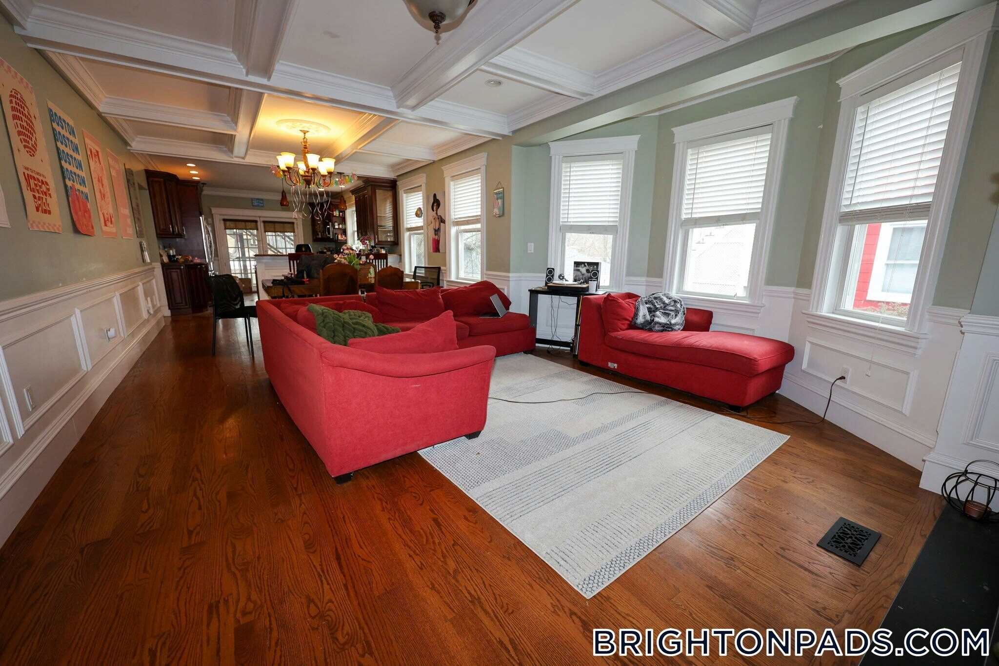 Building Photo - 127 Nonantum St