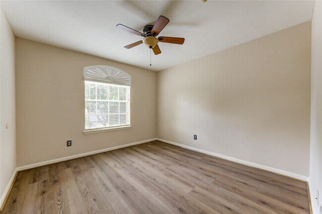 Building Photo - 1223 Oak Canyon Ln