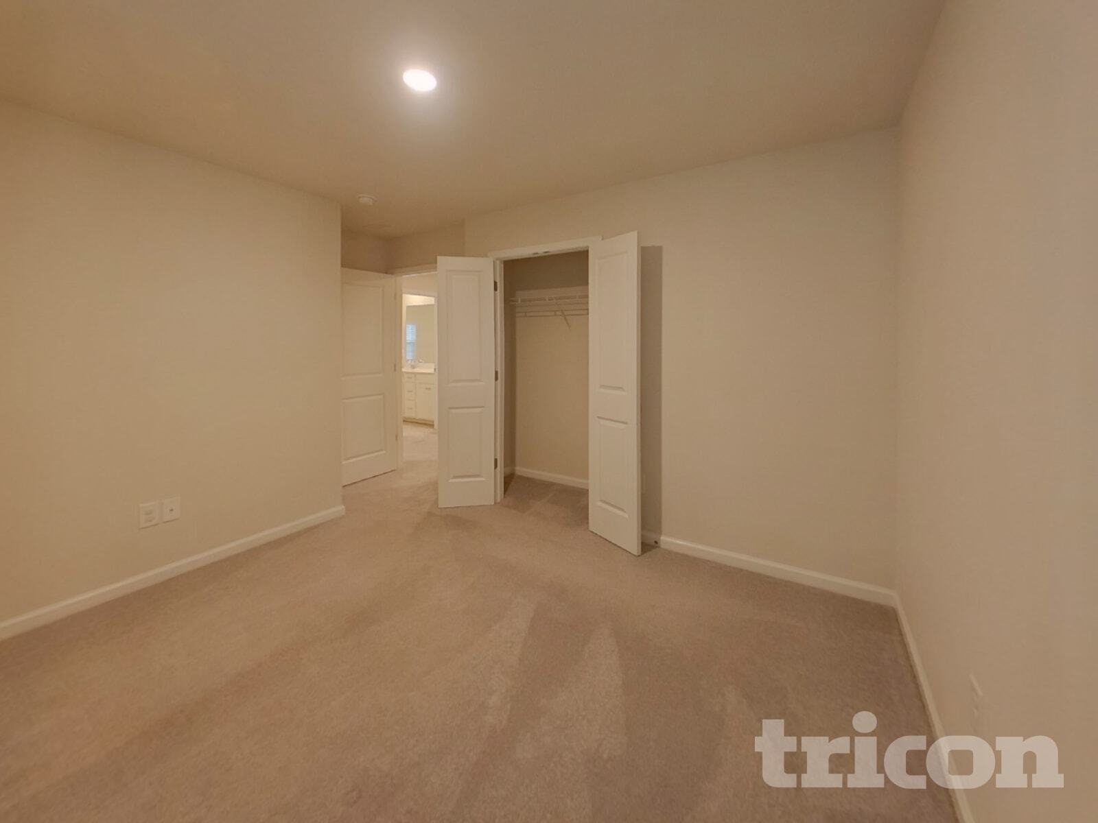 Building Photo - 112 Fennec Dr