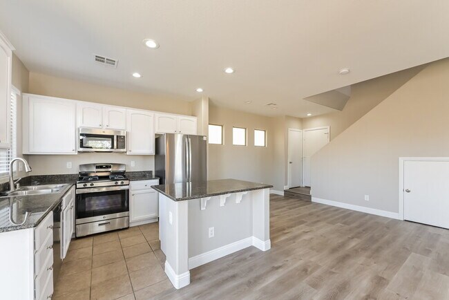 Building Photo - 397 Red Eucalyptus Dr