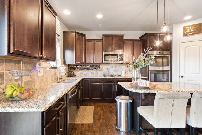 Building Photo - Exceptional 2 Story With Finished Basement!