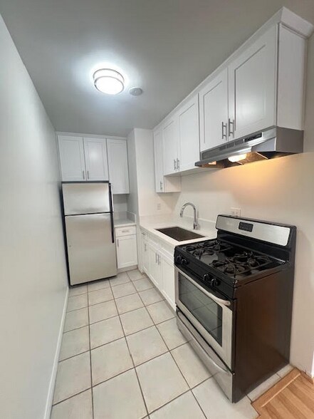 Building Photo - 2925 4th St