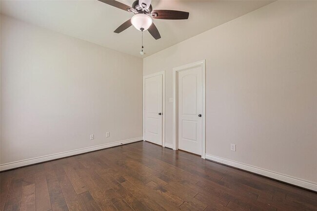 Building Photo - 27906 Colonial Point Dr