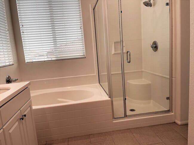 Building Photo - 2883 Villa Catalonia Ct