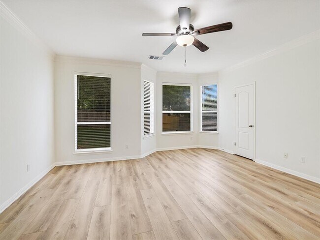 Building Photo - 7307 W Magic Mountain Ln