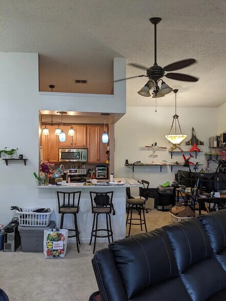 Building Photo - 7705 Lafayette Forest Dr