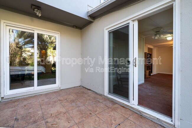 Building Photo - 1206 Ventura Pl