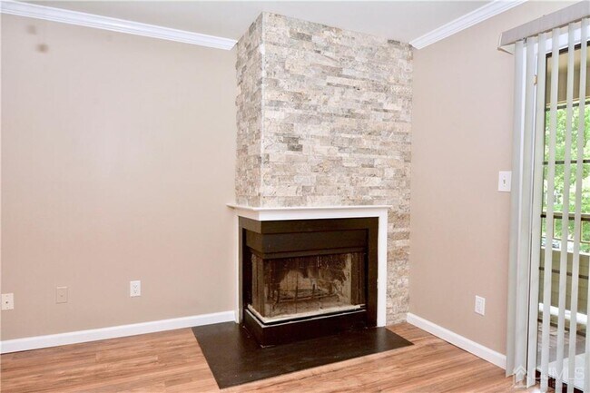 Building Photo - 1209 Stoneridge Cir