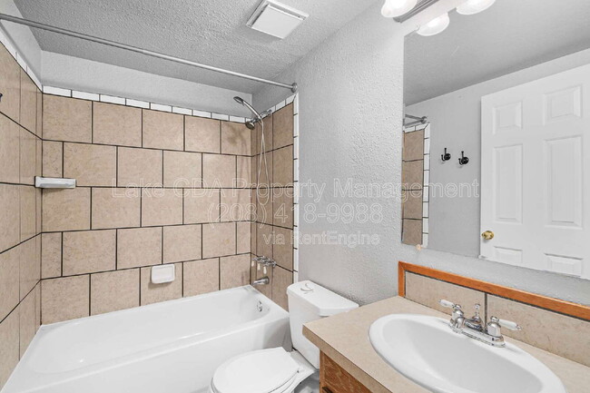 Building Photo - 205 E Boise Ave