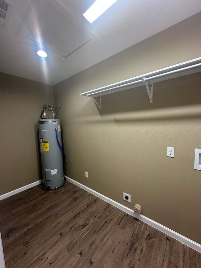 Building Photo - 3 Bed 2 Bath Brick Home - New Construction