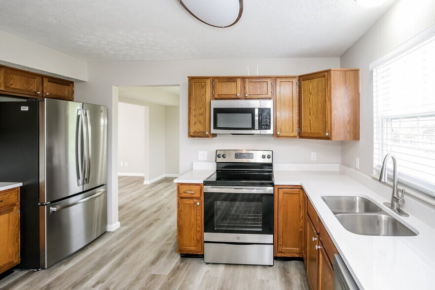Building Photo - 7614 Bancaster Dr